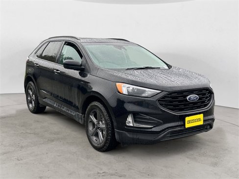 Used 2024 Ford Edge SEL w/ Sport Appearance Package image 7