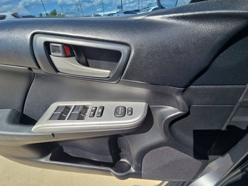 Used 2014 Toyota Camry SE image 20