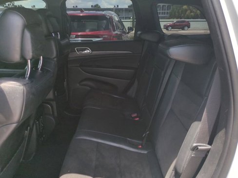Used 2020 Jeep Grand Cherokee Altitude image 13