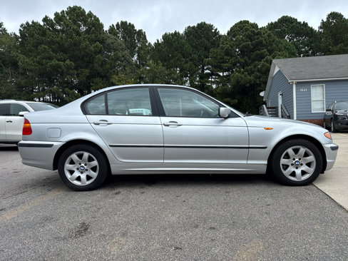 Used 2003 BMW 325xi Sedan image 5