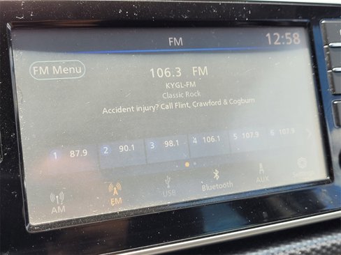 Used 2018 Nissan Kicks S image 20