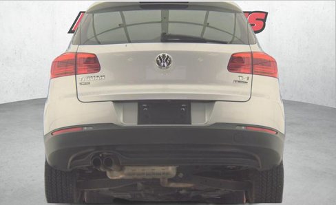 Used 2017 Volkswagen Tiguan Limited image 13