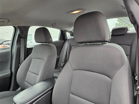Used 2018 Chevrolet Malibu LS image 17