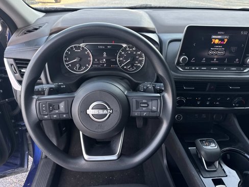 Used 2023 Nissan Rogue S image 19