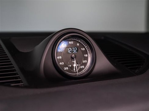 Certified 2024 Porsche Macan S image 26