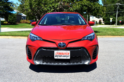 Used 2018 Toyota Corolla SE w/ SE Premium Package image 17