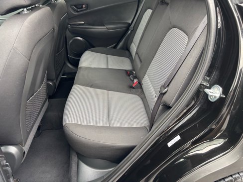 Used 2021 Hyundai Kona SEL image 17