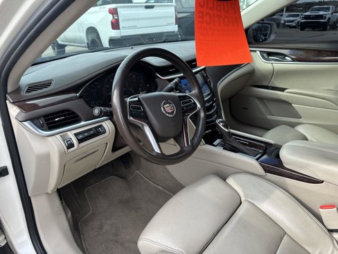 Used 2013 Cadillac XTS Premium image 21