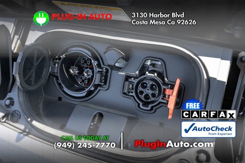 Used 2024 Nissan Leaf S image 12