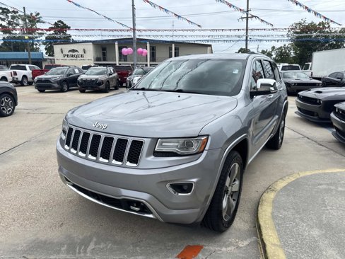 Used 2014 Jeep Grand Cherokee Overland w/ Advanced Technology Group image 3