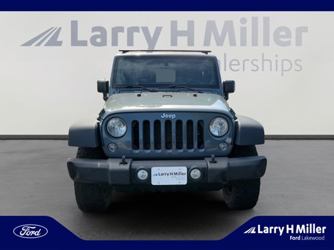 Used 2014 Jeep Wrangler Rubicon w/ Power Convenience Group image 8