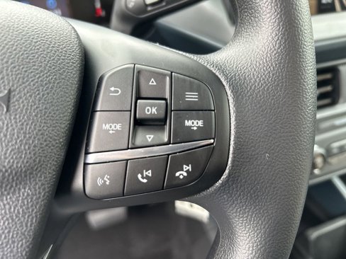 New 2025 Ford Maverick XL image 21