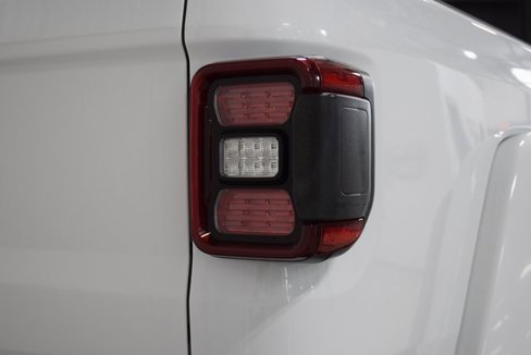 Used 2020 Jeep Gladiator Rubicon image 18