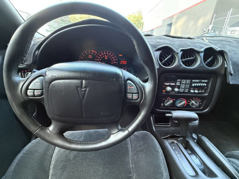 Used 2000 Pontiac Firebird Formula w/ Opt Pkg image 25