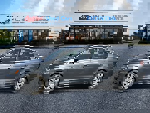 Used 2016 Volkswagen Jetta S image 3
