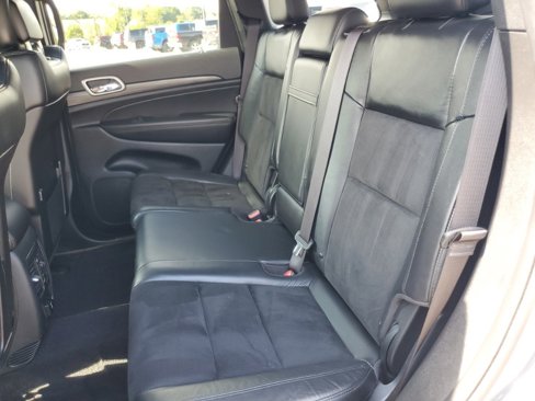 Used 2021 Jeep Grand Cherokee Laredo X image 33