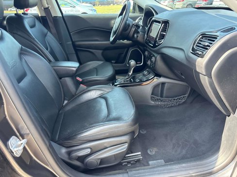 Used 2018 Jeep Compass Limited w/ Navigation Group image 15
