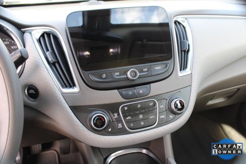 Used 2020 Chevrolet Malibu LT image 16