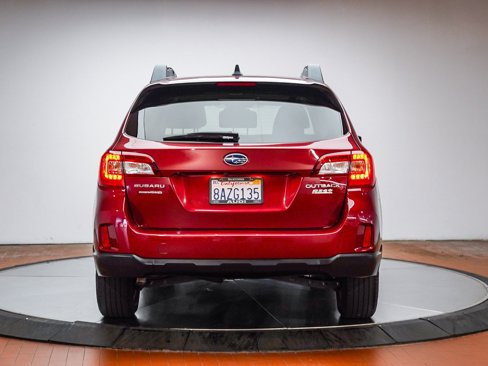 Used 2016 Subaru Outback 2.5i Premium image 8