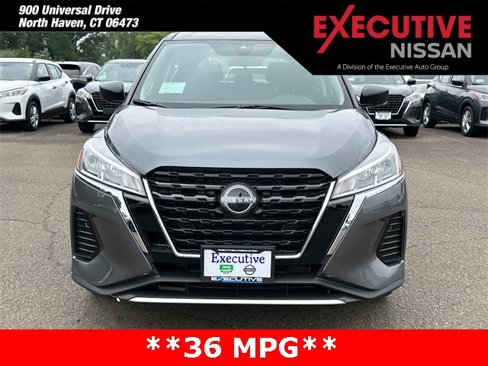 New 2025 Nissan Kicks Play S image 6