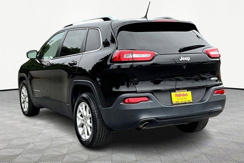 Used 2017 Jeep Cherokee Latitude image 10