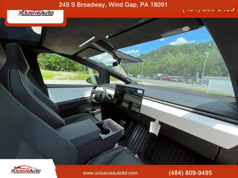 Used 2024 Tesla Cybertruck AWD Crew Cab image 13