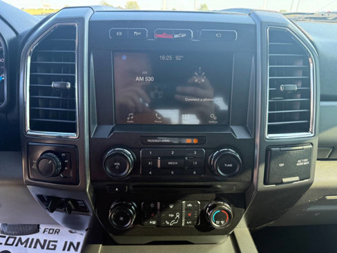 Used 2017 Ford F250 XLT w/ XLT Premium Package image 25