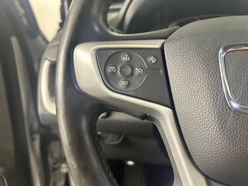 Used 2021 GMC Terrain SLE w/ Driver Convenience Package image 16