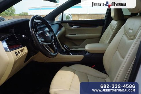 Used 2018 Cadillac XT5 Premium Luxury image 19