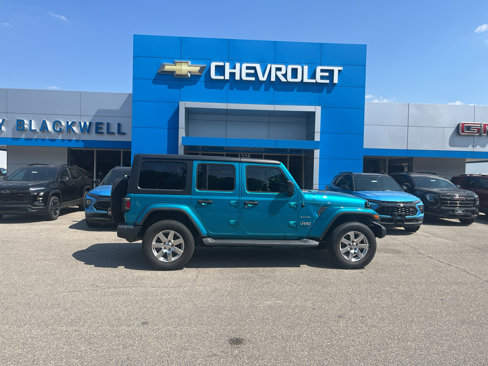 Used 2019 Jeep Wrangler Unlimited Sahara image 1