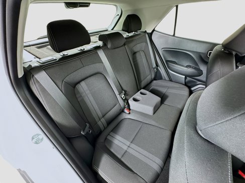 Certified 2025 Hyundai Venue SEL image 27