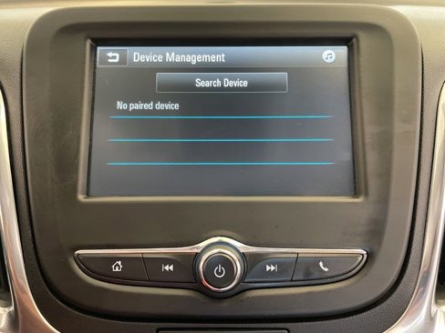 Used 2018 Chevrolet Equinox LS image 19