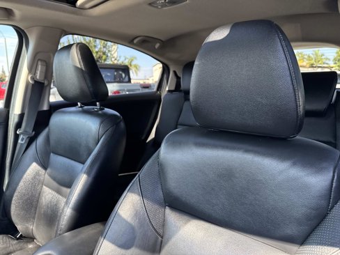 Used 2016 Honda HR-V EX-L image 16
