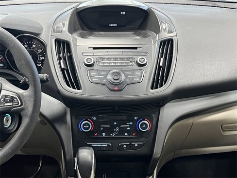 Used 2018 Ford Escape SE image 18