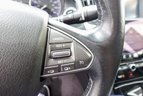 Used 2014 INFINITI Q50 Premium w/ Leather Seating Package image 15