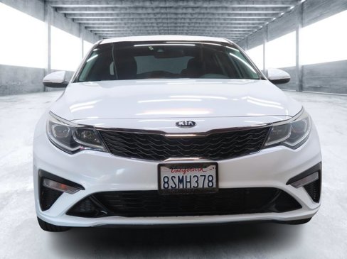 Used 2020 Kia Optima LX image 2