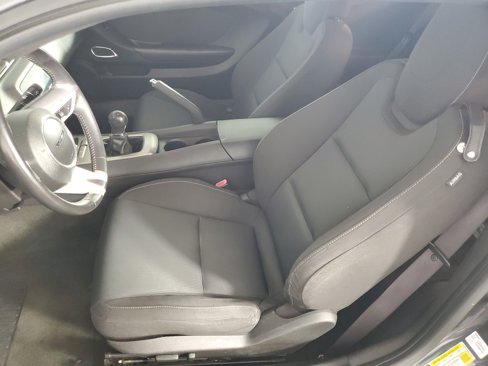 Used 2010 Chevrolet Camaro LT w/ RS Package image 12