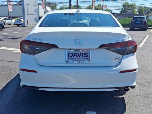 Certified 2025 Honda Civic Sport image 5
