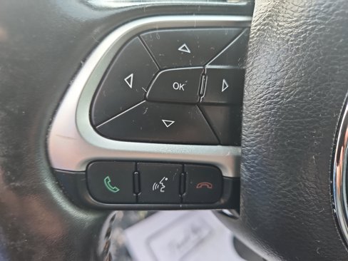 Used 2021 Jeep Compass Limited image 22