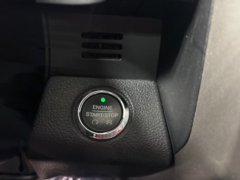 Used 2016 Ford F150 Lariat w/ Equipment Group 502A Luxury image 40