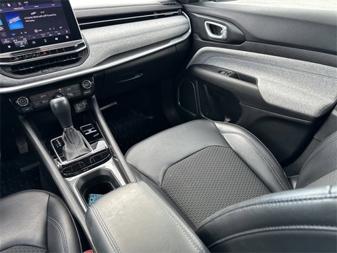 Certified 2022 Jeep Compass Latitude image 16