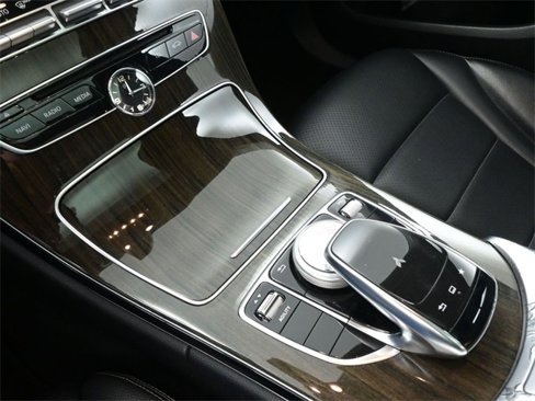 Used 2015 Mercedes-Benz C 300 4MATIC Sedan image 9