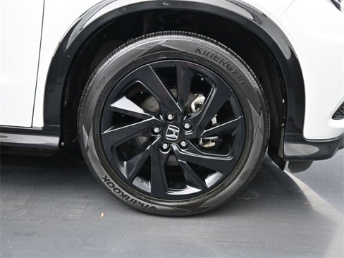 Used 2022 Honda HR-V Sport image 40