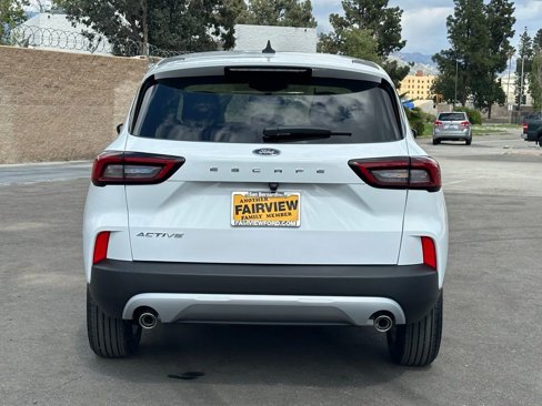 New 2025 Ford Escape Active image 3