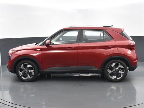 Certified 2022 Hyundai Venue SEL w/ Cargo Package image 6