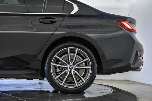 Certified 2022 BMW 330e w/ Premium Package image 10