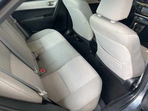 Used 2015 Toyota Corolla LE image 25