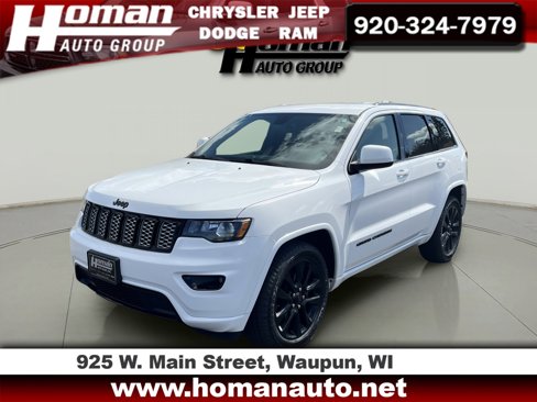 Used 2017 Jeep Grand Cherokee Altitude image 1