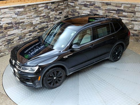 Used 2021 Volkswagen Tiguan SE R-Line image 11