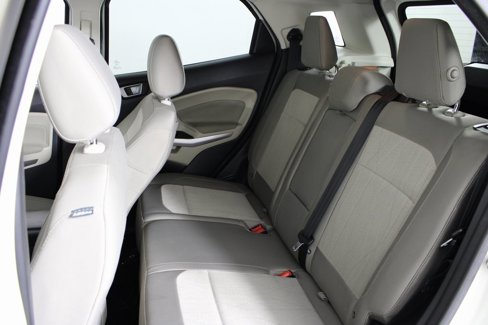 Used 2020 Ford EcoSport SE w/ SE Convenience Package image 14